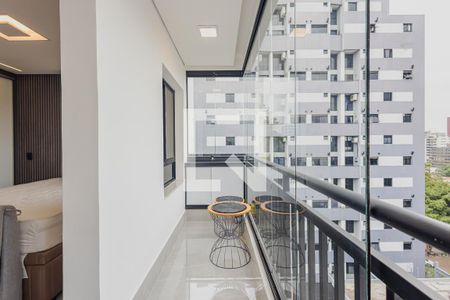 Varanda de apartamento à venda com 1 quarto, 40m² em Pinheiros, São Paulo