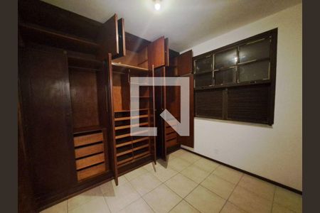 Casa à venda com 3 quartos, 84m² em Santa Rosa, Niterói