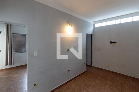 Sala de casa para alugar com 2 quartos, 40m² em Vila do Castelo, São Paulo