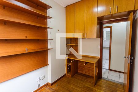 Quarto 1 de apartamento para alugar com 2 quartos, 60m² em Funcionários, Belo Horizonte