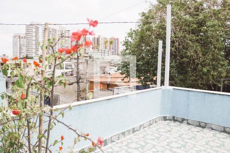 Varanda de casa à venda com 2 quartos, 120m² em Vila Guaca, São Paulo