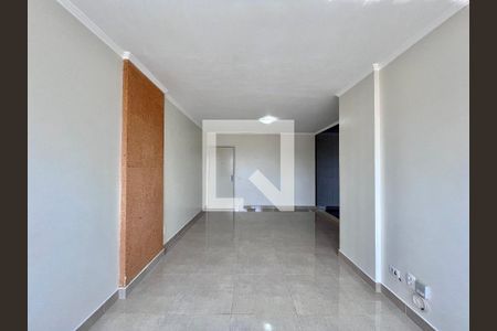 Apartamento à venda com 3 quartos, 85m² em Vila Paraiso, Campinas