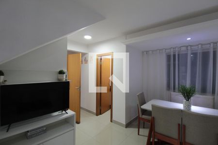 Sala de casa para alugar com 3 quartos, 90m² em Copacabana, Belo Horizonte