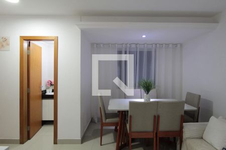 Sala de casa para alugar com 3 quartos, 90m² em Copacabana, Belo Horizonte