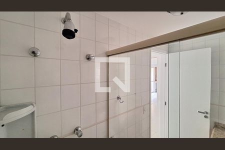 Banheiro da Suíte 1 de apartamento à venda com 2 quartos, 111m² em Vila Ipojuca, São Paulo