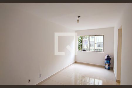 sala de apartamento para alugar com 2 quartos, 65m² em Pechincha, Rio de Janeiro