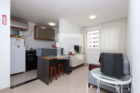 Sala de apartamento para alugar com 2 quartos, 44m² em Cidade São Mateus, São Paulo