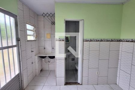 Cozinha de casa para alugar com 1 quarto, 21m² em Vila Rosário, Duque de Caxias