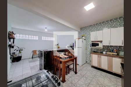 Cozinha de casa para alugar com 1 quarto, 50m² em Jardim Sonia, São Paulo