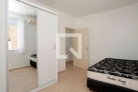 Quarto 1 de apartamento à venda com 2 quartos, 71m² em Santana, Porto Alegre