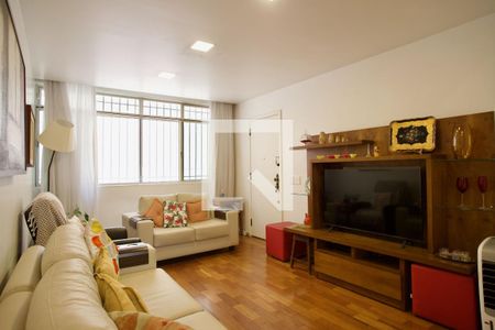 Sala de apartamento à venda com 3 quartos, 110m² em Coração de Jesus, Belo Horizonte