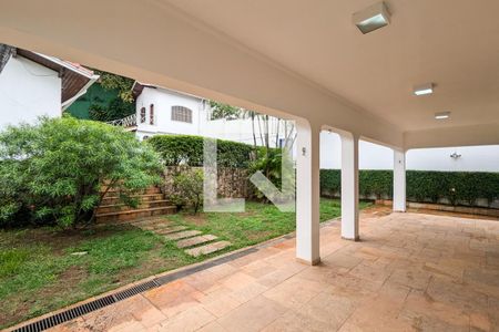 Jardim de casa para alugar com 6 quartos, 800m² em Santo Amaro, São Paulo