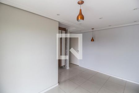 Sala  de casa para alugar com 2 quartos, 70m² em Vila Ester, Carapicuíba