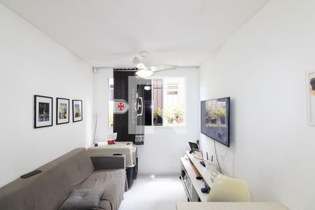 Sala de apartamento para alugar com 1 quarto, 69m² em Guaratiba, Rio de Janeiro