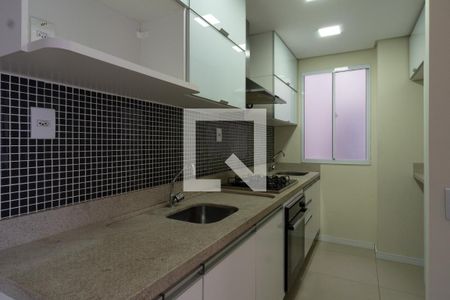 Cozinha e Área de Serviço de apartamento à venda com 2 quartos, 50m² em Vila Nova, Porto Alegre