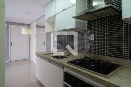 Cozinha e Área de Serviço de apartamento à venda com 2 quartos, 50m² em Vila Nova, Porto Alegre