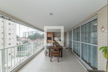 Varanda de apartamento à venda com 4 quartos, 137m² em Vila Gumercindo, São Paulo