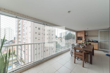 Varanda de apartamento à venda com 4 quartos, 137m² em Vila Gumercindo, São Paulo