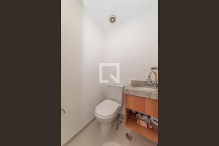 Lavabo de apartamento à venda com 4 quartos, 137m² em Vila Gumercindo, São Paulo