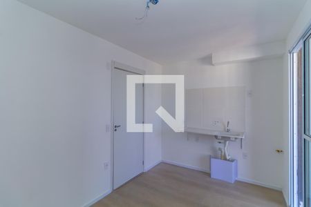 Sala e cozinha de apartamento à venda com 1 quarto, 31m² em Vila Santa Clara, São Paulo