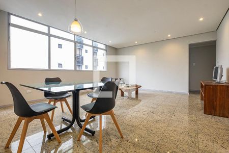 Apartamento para alugar com 100m², 2 quartos e 1 vagaSala