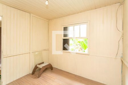 Quarto 2 de casa à venda com 3 quartos, 60m² em Jardim Itu, Porto Alegre