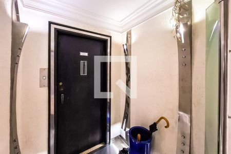 Hall Privativo de apartamento à venda com 4 quartos, 205m² em Vila Mariana, São Paulo