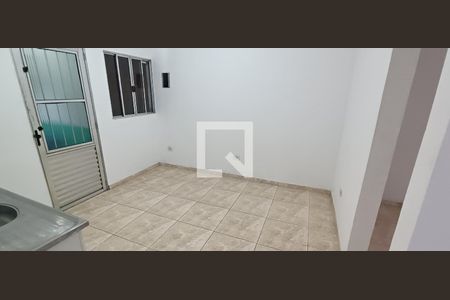 Sala/Cozinha de apartamento para alugar com 2 quartos, 40m² em Jardim Record, Taboão da Serra