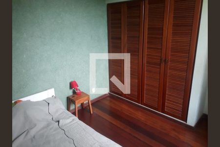 Casa à venda com 3 quartos, 174m² em Matapaca, Niterói