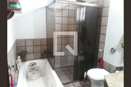 Casa à venda com 3 quartos, 174m² em Matapaca, Niterói