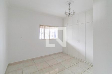 Quarto 1 de casa para alugar com 2 quartos, 240m² em Cabral, Contagem