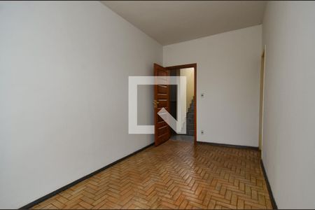 Sala de apartamento à venda com 3 quartos, 80m² em Sagrada Família, Belo Horizonte