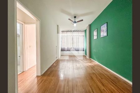 Apartamento à venda com 51m², 1 quarto e sem vagaSala