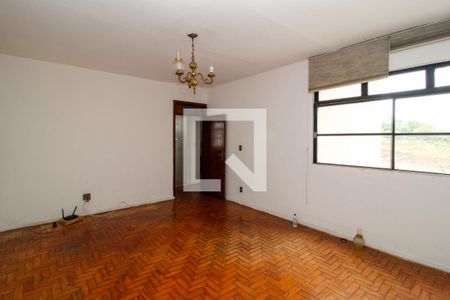 Sala de apartamento para alugar com 3 quartos, 90m² em Sagrada Família, Belo Horizonte