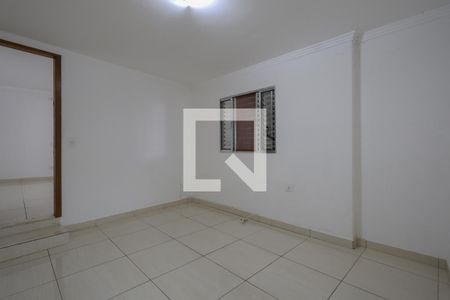 Quarto 2 de casa para alugar com 2 quartos, 100m² em Vila Santa Maria, São Paulo