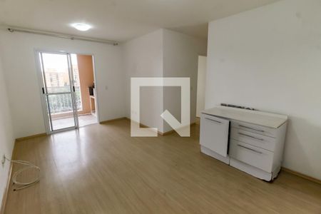 Sala de apartamento para alugar com 3 quartos, 76m² em Vila das Belezas, São Paulo