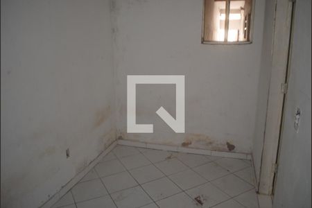 Quarto  de kitnet/studio para alugar com 1 quarto, 40m² em Imbuí, Salvador