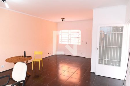 Casa à venda com 164m², 4 quartos e 4 vagasSala