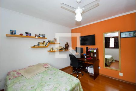 Quarto 1 de casa à venda com 3 quartos, 340m² em Parque Santo Antônio, Guarulhos