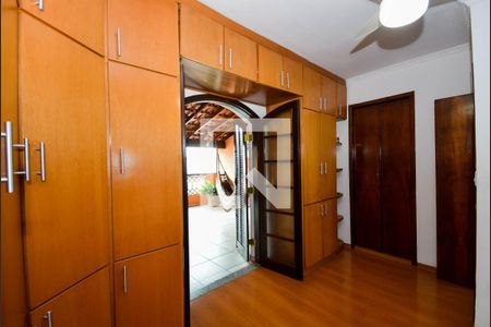 Quarto 2 - Suíte de casa à venda com 3 quartos, 340m² em Parque Santo Antônio, Guarulhos