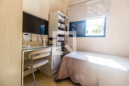 Casa de condomínio à venda com 200m², 4 quartos e 2 vagas Casa de condomínio à venda com 200m², 4 quartos e 2 vagasQuarto 2