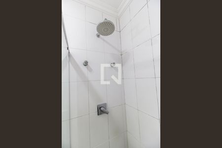 Casa de condomínio à venda com 200m², 4 quartos e 2 vagas Casa de condomínio à venda com 200m², 4 quartos e 2 vagasBanheiro 2