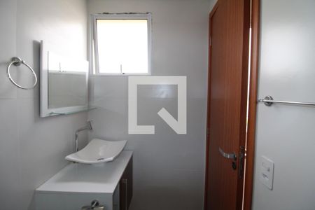 Banheiro de kitnet/studio para alugar com 1 quarto, 25m² em Santana, São Paulo