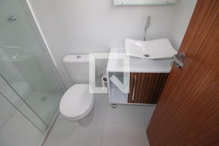 Banheiro de kitnet/studio para alugar com 1 quarto, 25m² em Santana, São Paulo