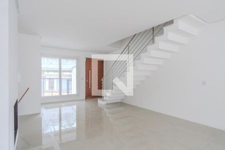 Sala de casa à venda com 3 quartos, 284m² em Camaquã, Porto Alegre