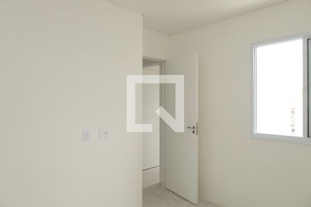 Quarto 1 de apartamento à venda com 2 quartos, 45m² em Vila Carmosina, São Paulo