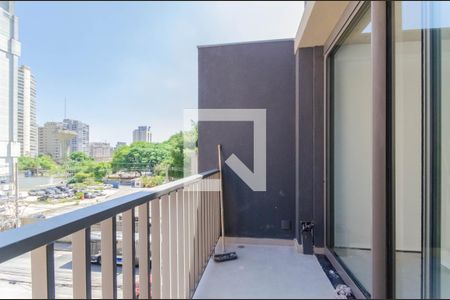 Varanda de kitnet/studio à venda com 1 quarto, 32m² em Vila Mariana, São Paulo