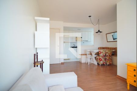 Sala de apartamento para alugar com 3 quartos, 67m² em Vila Ipiranga, Porto Alegre