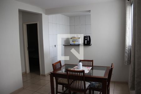 Sala de apartamento à venda com 2 quartos, 54m² em Califórnia, Belo Horizonte