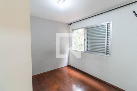 Quarto 1 de apartamento à venda com 2 quartos, 52m² em Vila Santana, São Paulo